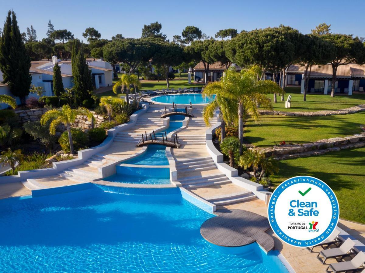 Pestana Vila Sol - Vilamoura Premium Golf Resort Exterior foto The swimming pool at the Pine Cliffs Resort